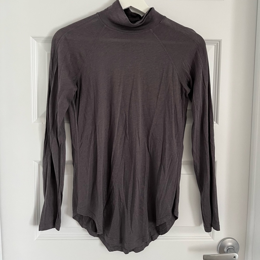 Lululemon turtle neck